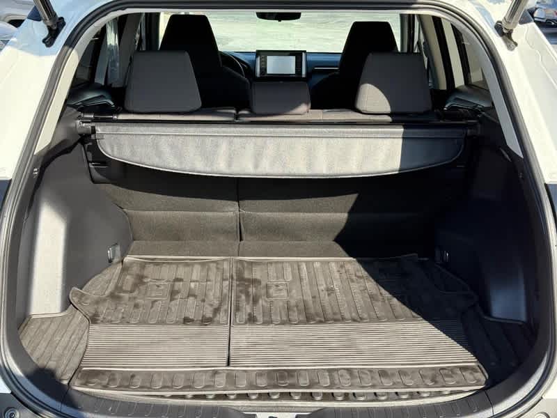 2020 Toyota RAV4 XLE FWD