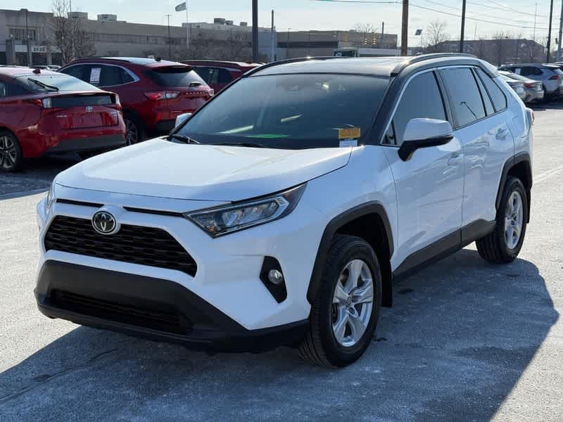2020 Toyota RAV4 XLE FWD