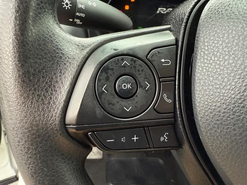 2024 Toyota RAV4 XLE FWD