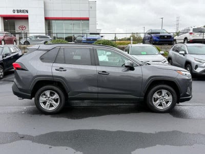 2025 Toyota RAV4 XLE FWD