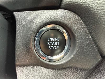 2025 Toyota RAV4 XLE FWD