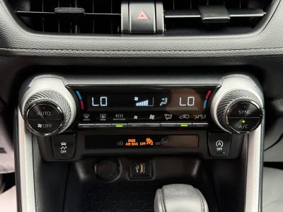 2025 Toyota RAV4 XLE FWD