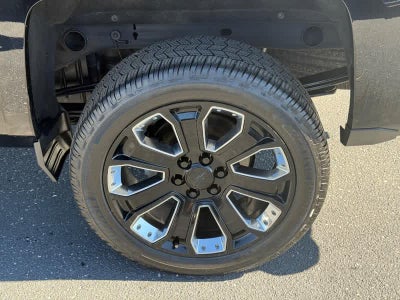 2018 Chevrolet Silverado 1500 4WD Crew Cab 143.5 LT w/1LT