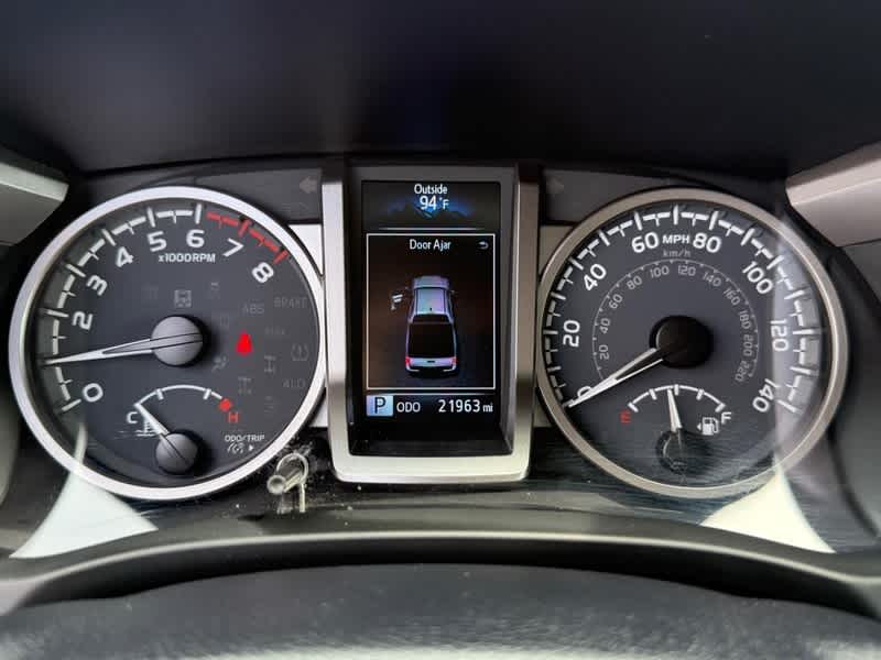 2023 Toyota Tacoma SR5 Double Cab 5 Bed V6 AT