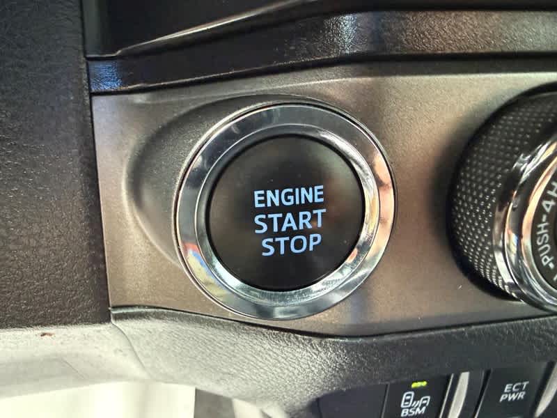 2022 Toyota Tacoma TRD Off Road Double Cab 5 Bed V6 AT