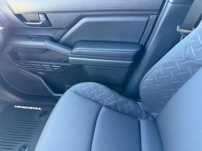 2026 Toyota Tacoma SR5 Double Cab 5 Bed AT