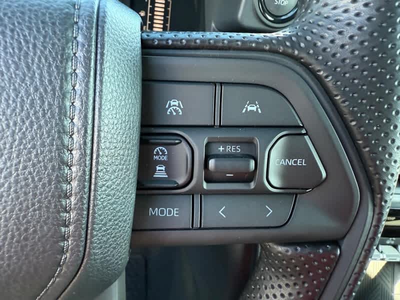 2026 Toyota Tacoma SR5 Double Cab 5 Bed AT