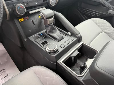 2026 Toyota Tacoma SR5 Double Cab 5 Bed AT