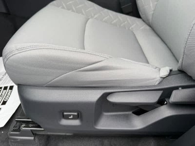 2026 Toyota Tacoma SR5 Double Cab 5 Bed AT