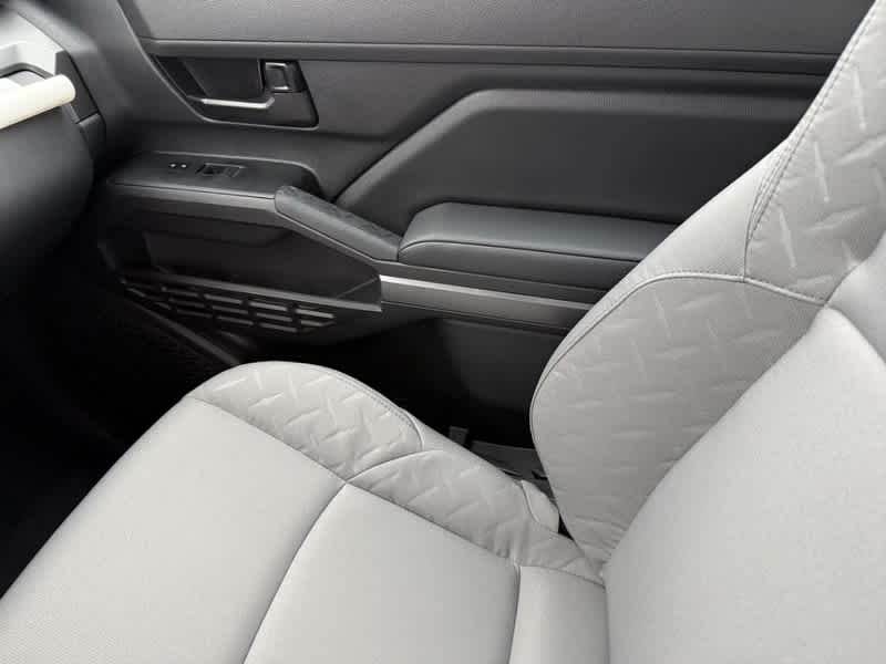 2026 Toyota Tacoma SR5 Double Cab 5 Bed AT