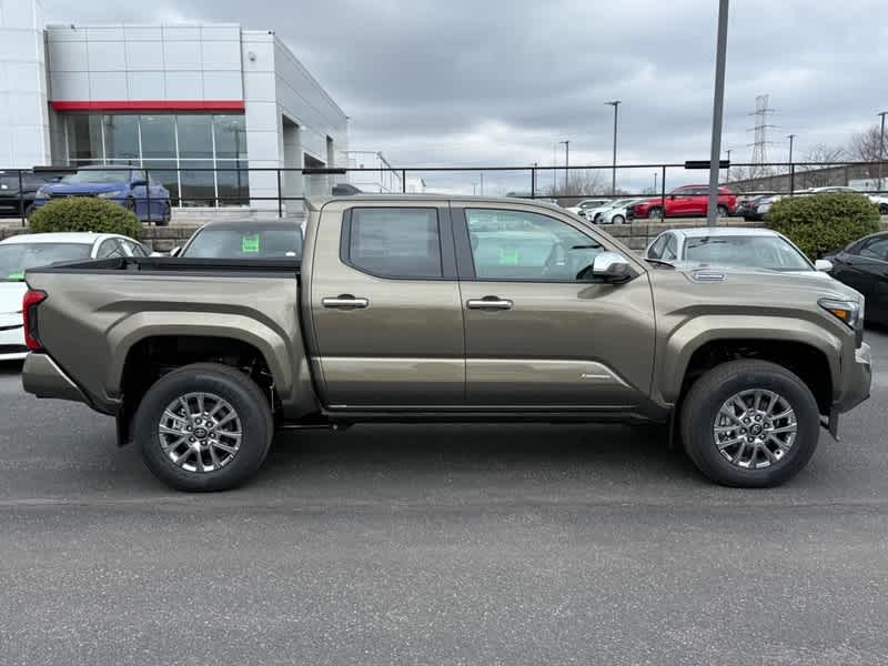 2026 Toyota Tacoma Limited Hybrid Double Cab 5 Bed AT