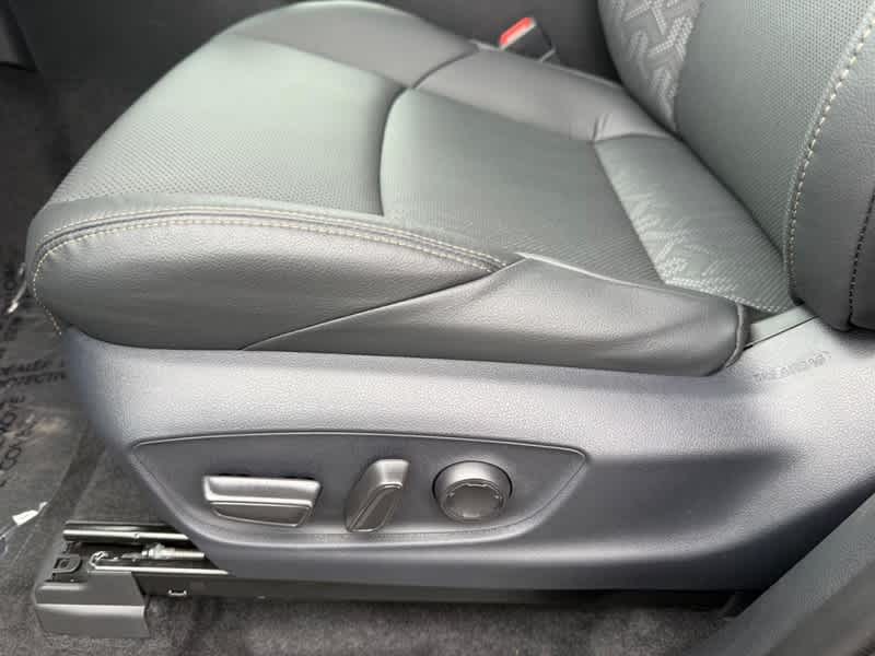 2026 Toyota Tacoma Limited Hybrid Double Cab 5 Bed AT