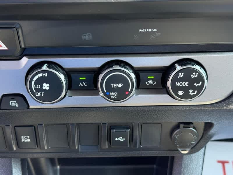 2022 Toyota Tacoma SR Access Cab 6 Bed I4 AT