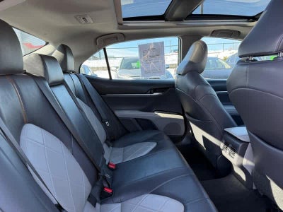 2019 Toyota Camry XLE Auto