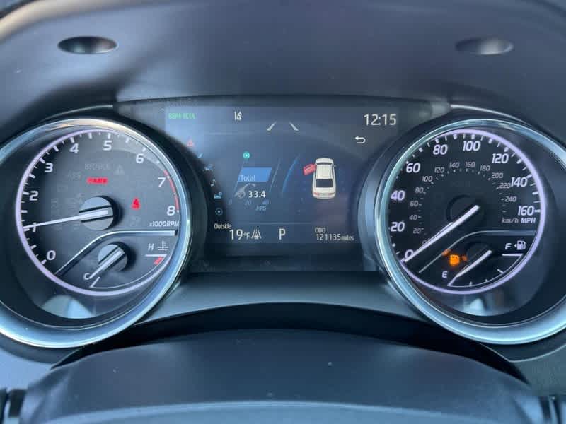 2019 Toyota Camry XLE Auto