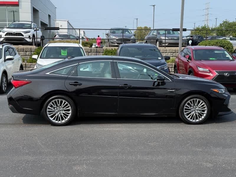 2019 Toyota Avalon Hybrid Limited