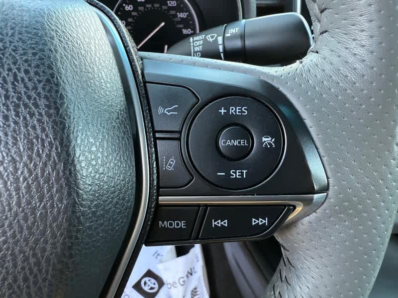 2019 Toyota Avalon Hybrid Limited