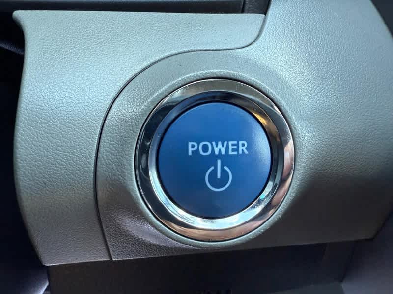 2019 Toyota Avalon Hybrid Limited