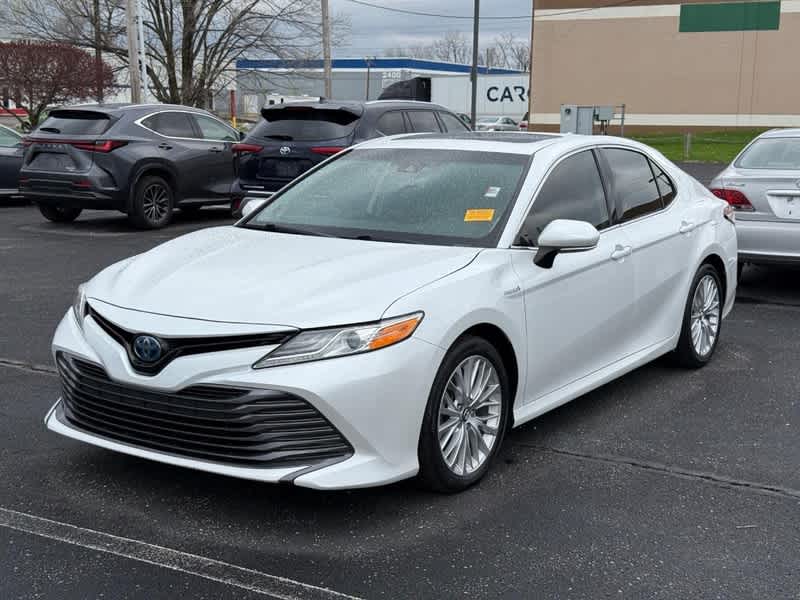 2019 Toyota Camry Hybrid XLE CVT