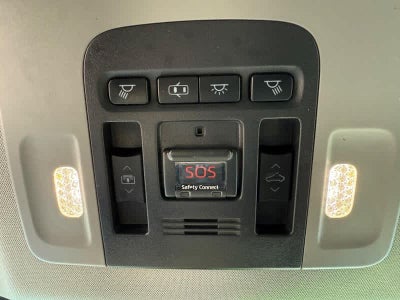 2018 Toyota Camry XSE Auto