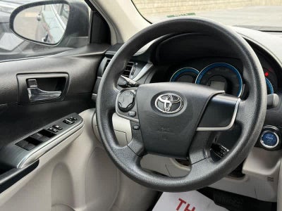 2012 Toyota Camry Hybrid 4dr Sdn LE