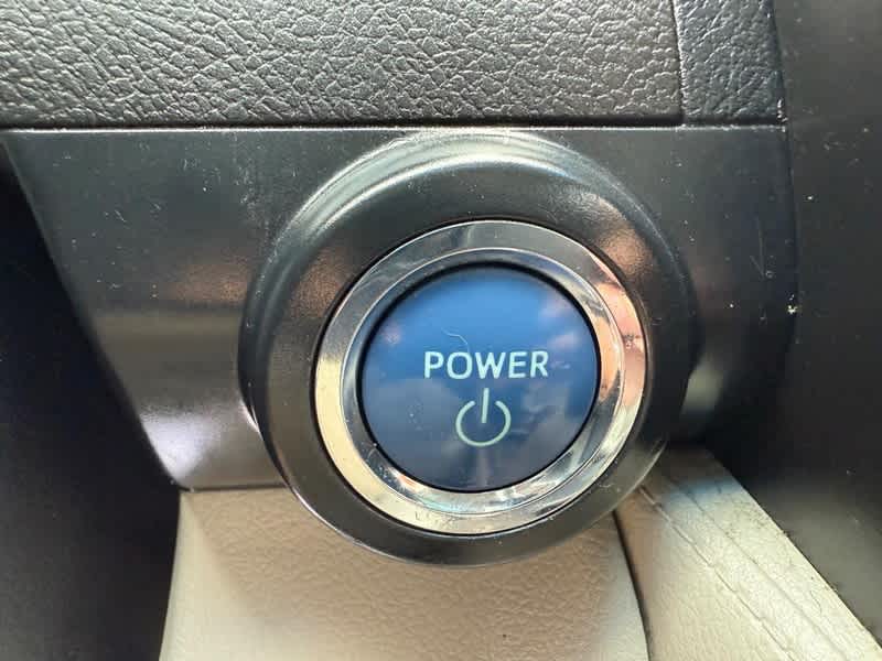 2012 Toyota Camry Hybrid 4dr Sdn LE