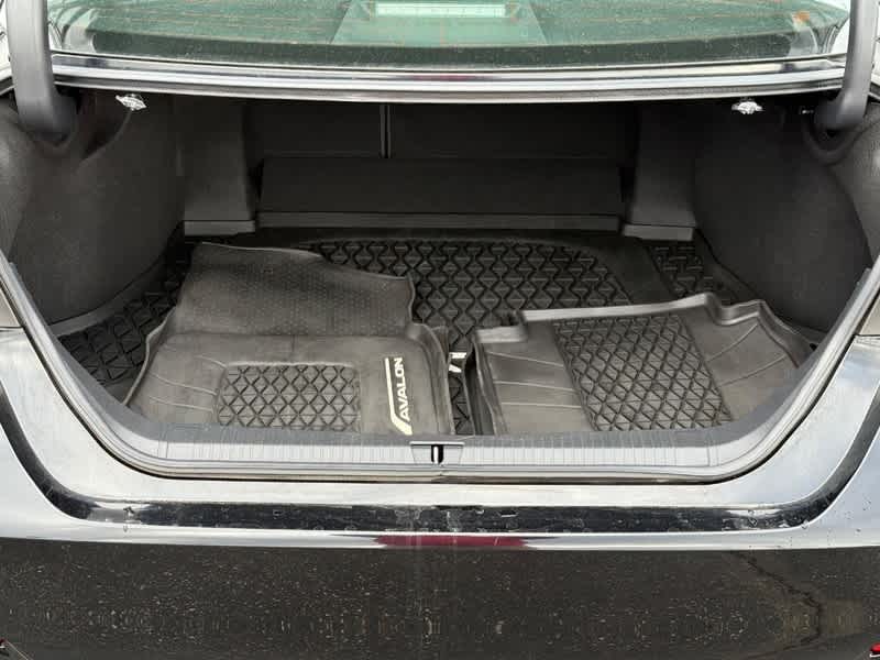 2019 Toyota Avalon Touring