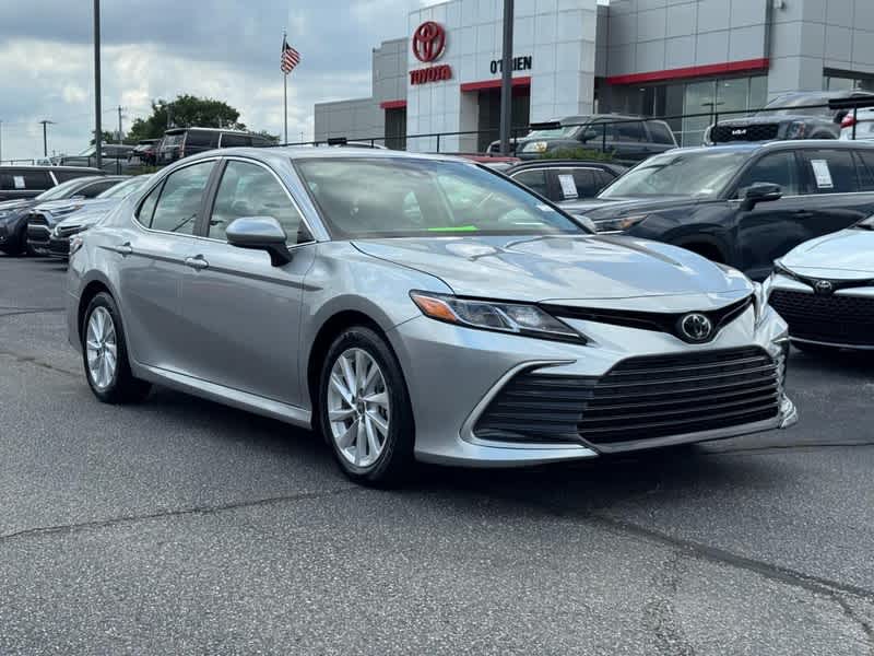 2024 Toyota Camry LE Auto