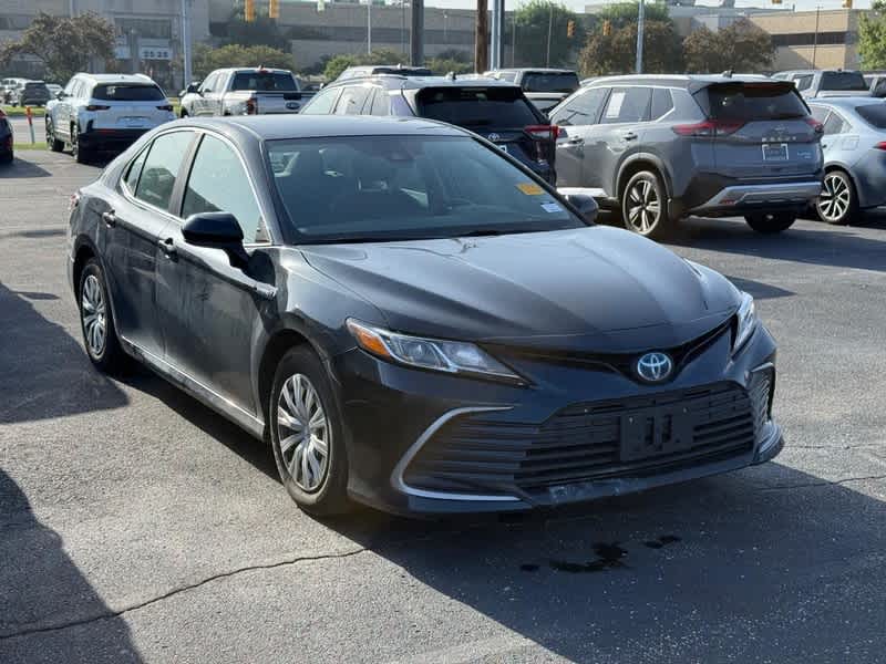 2021 Toyota Camry Hybrid LE CVT