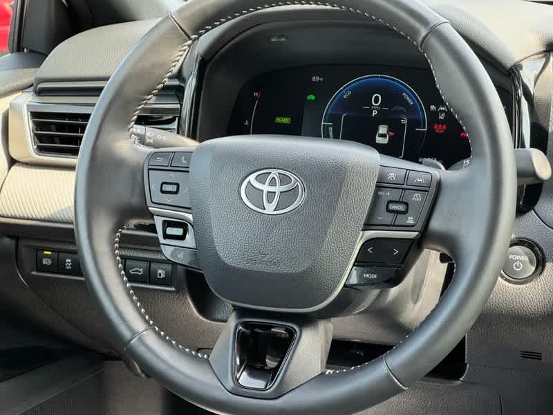 2025 Toyota Camry SE AWD