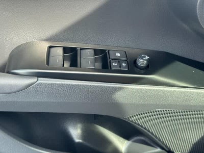 2025 Toyota Camry SE AWD