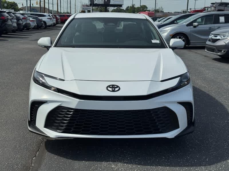 2025 Toyota Camry SE AWD