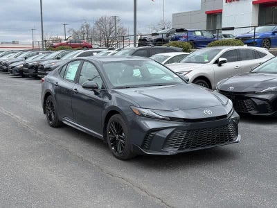 2026 Toyota Camry SE AWD