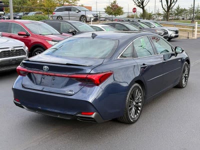 2020 Toyota Avalon Hybrid XSE