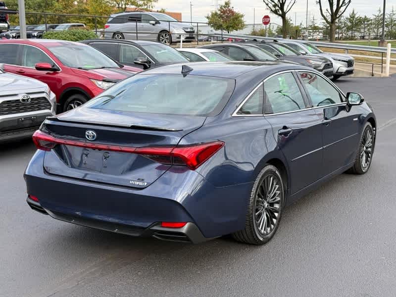2020 Toyota Avalon Hybrid XSE