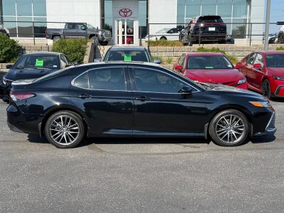 2022 Toyota Camry XLE Auto