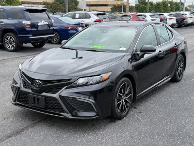 2024 Toyota Camry SE Auto