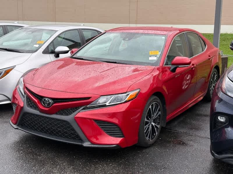2020 Toyota Camry SE Auto