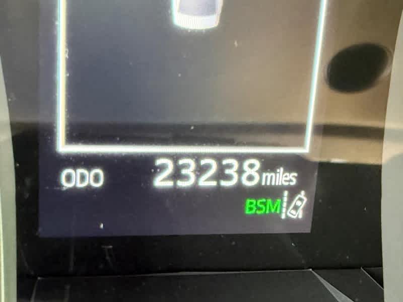 2023 Toyota Camry SE Auto