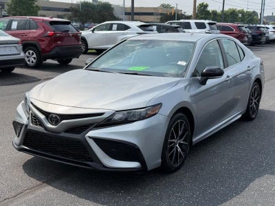2023 Toyota Camry SE Auto