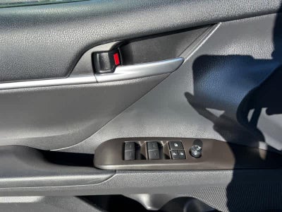 2023 Toyota Camry Hybrid SE Nightshade CVT