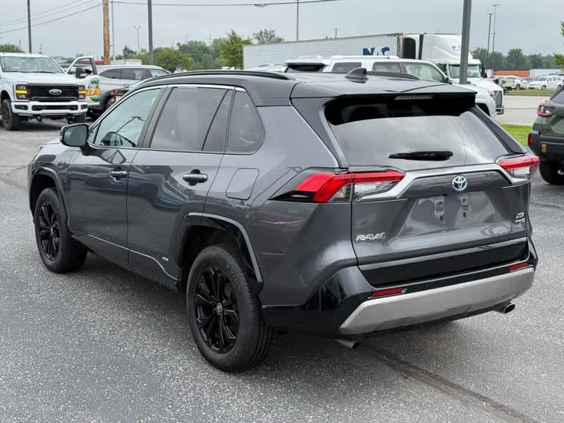 2022 Toyota RAV4 Hybrid XSE AWD