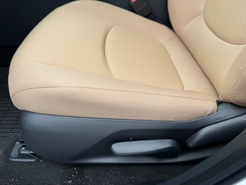 2025 Toyota RAV4 Hybrid LE AWD