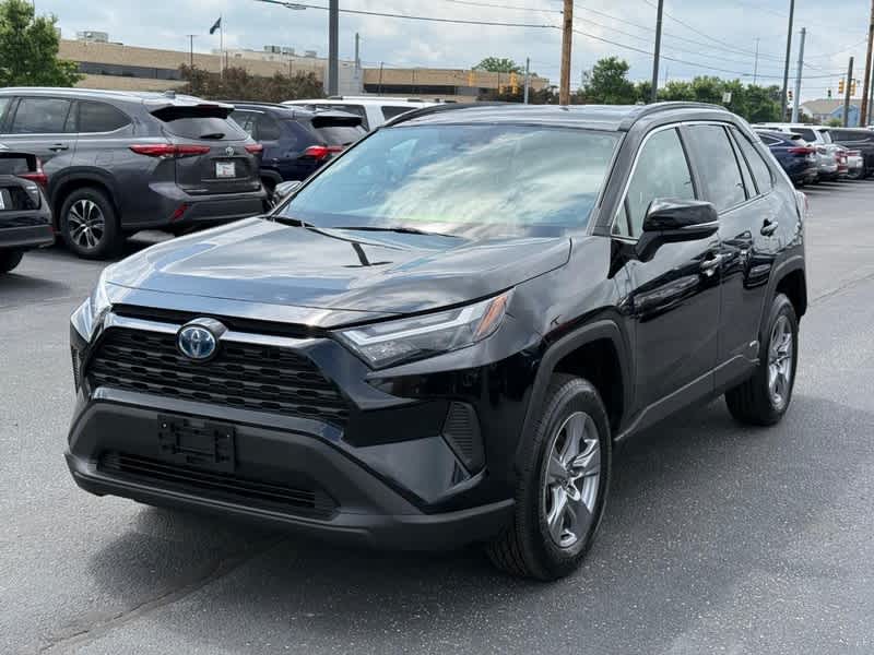 2022 Toyota RAV4 Hybrid XLE AWD