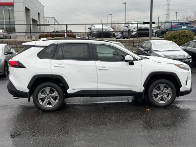 2025 Toyota RAV4 Hybrid XLE AWD