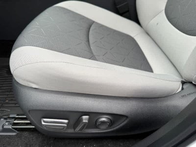 2025 Toyota RAV4 Hybrid XLE AWD