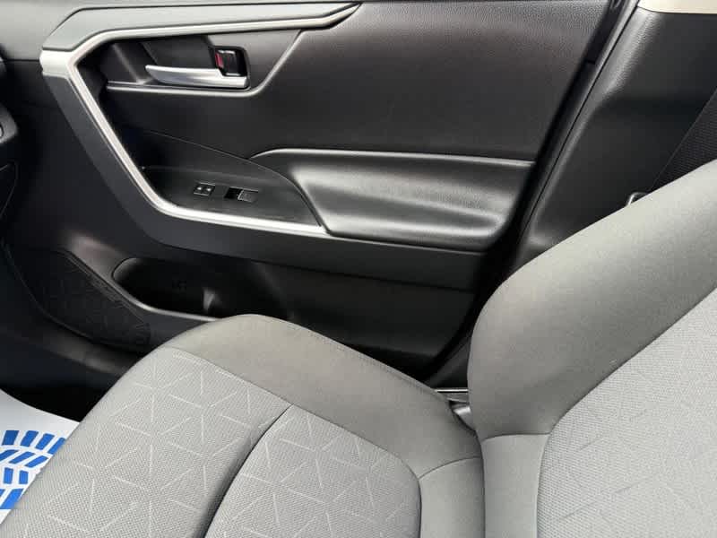 2025 Toyota RAV4 Hybrid XLE AWD