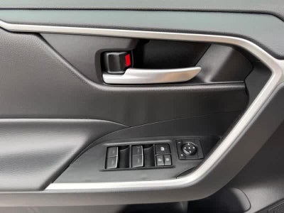 2025 Toyota RAV4 Hybrid XLE AWD