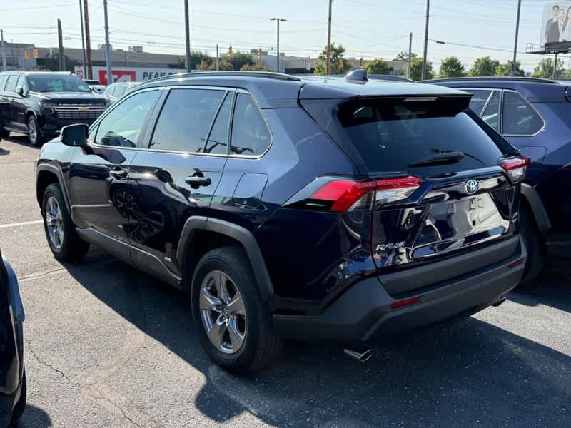 2025 Toyota RAV4 Hybrid XLE AWD