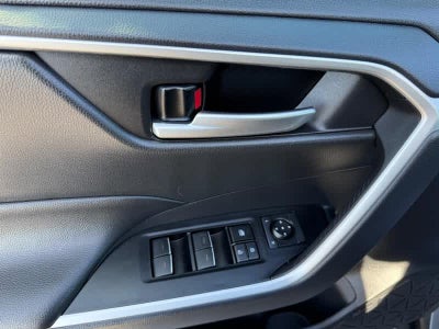 2025 Toyota RAV4 Hybrid XLE AWD